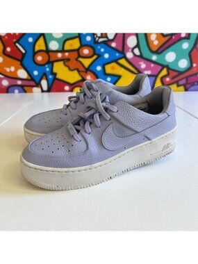 NIKE Women’s Lavender Leather Air Force 1 Sneakers Size 7